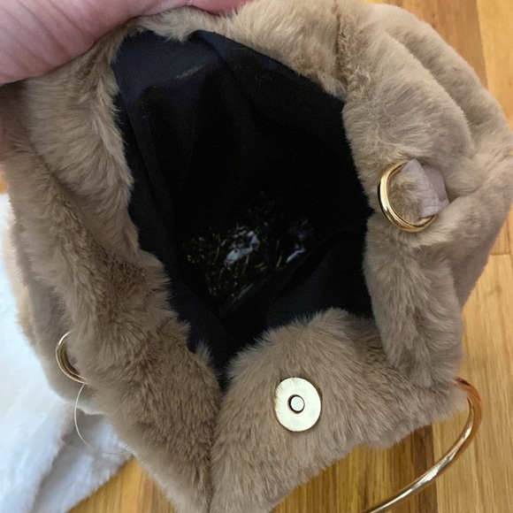 NWT Jennifer & Company Brown Faux Fur Tote/Crossbody Bag - Picture 3 of 7